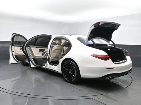 Used 2023 Mercedes-Benz S 500 4MATIC image 31