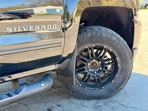 Used 2016 Chevrolet Silverado 1500 LT w/ All Star Edition AWD/4WD image 9