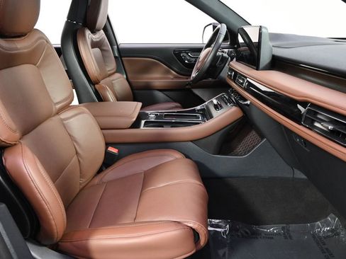 New 2026 Lincoln Aviator Reserve AWD/4WD image 16