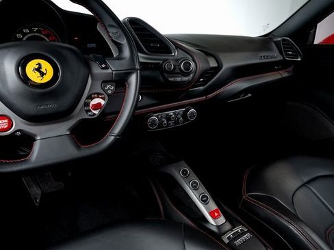 Used 2017 Ferrari 488 GTB image 33