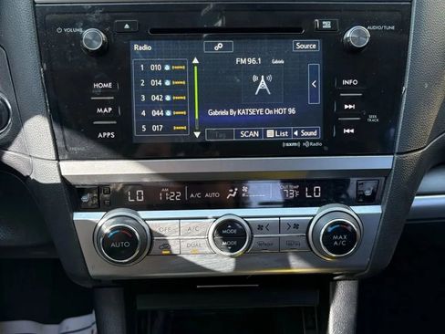 Used 2017 Subaru Legacy 2.5i Limited image 26