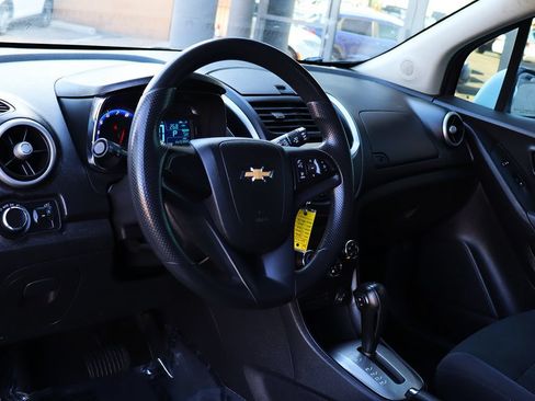 Used 2016 Chevrolet Trax LS w/ LPO, Cargo Package FWD image 36