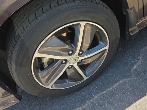 Used 2019 Honda HR-V Touring image 4