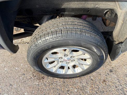 Used 2015 GMC Sierra 1500 SLE w/ All-Terrain Package image 27