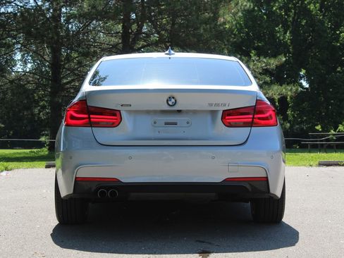 Used 2016 BMW 328i xDrive Sedan AWD/4WD image 6
