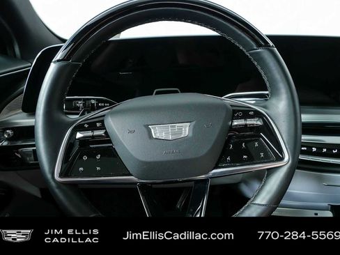 Used 2024 Cadillac Lyriq Sport RWD image 9