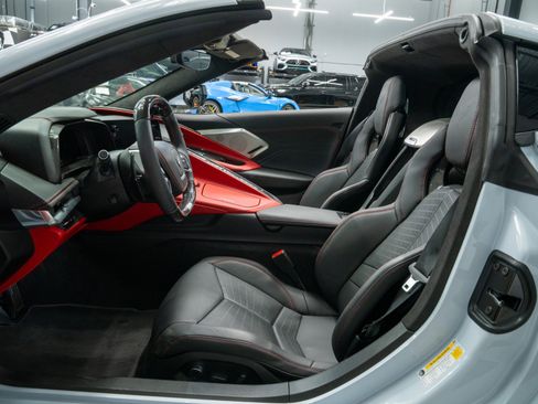 Used 2023 Chevrolet Corvette Z06 w/ Z07 Performance Package image 27