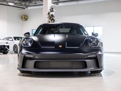 Used 2022 Porsche 911 GT3 image 2