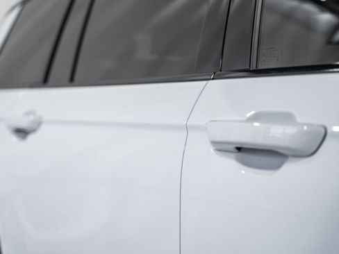 New 2025 Jeep Grand Cherokee L Limited w/ Luxury Tech Group II image 16