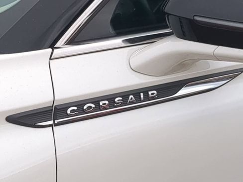 Used 2023 Lincoln Corsair Reserve w/ Equipment Group 201A AWD/4WD image 13