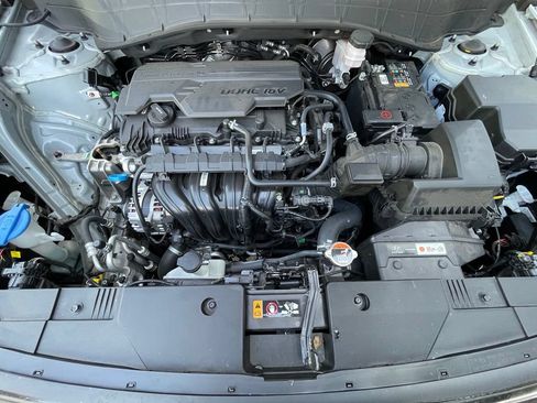 Used 2025 Hyundai Kona SEL FWD image 32