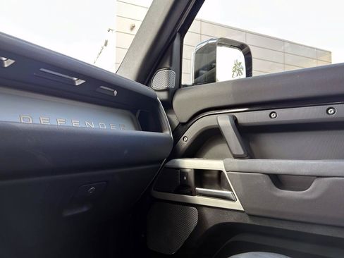 Used 2023 Land Rover Defender 130 SE AWD/4WD image 13