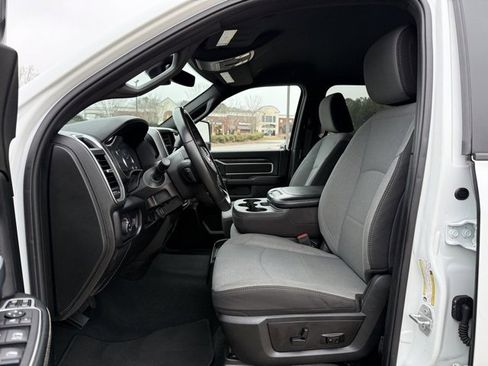 Used 2024 RAM 2500 Big Horn image 13