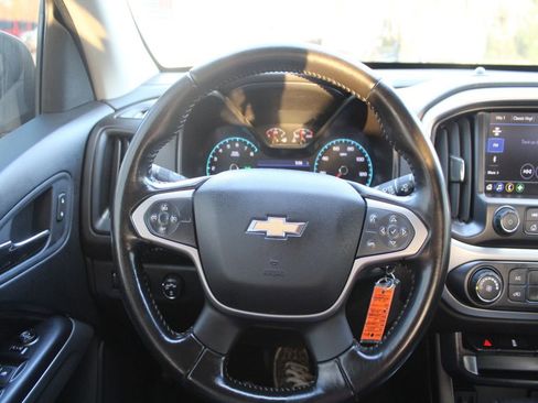 Used 2020 Chevrolet Colorado LT w/ LT Convenience Package image 20