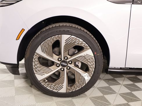 New 2026 Lincoln Navigator Black Label AWD/4WD image 19