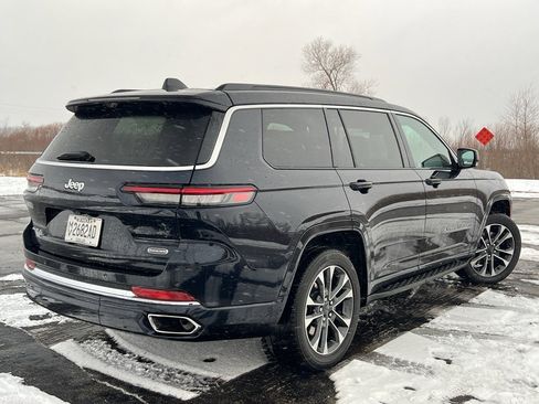 Used 2024 Jeep Grand Cherokee L Overland w/ Advanced Protech Group III image 4