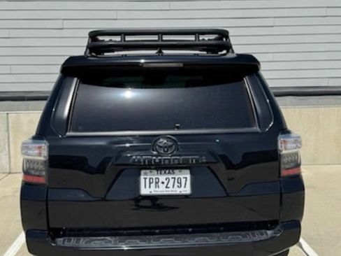 Used 2020 Toyota 4Runner SR5 Premium RWD image 5