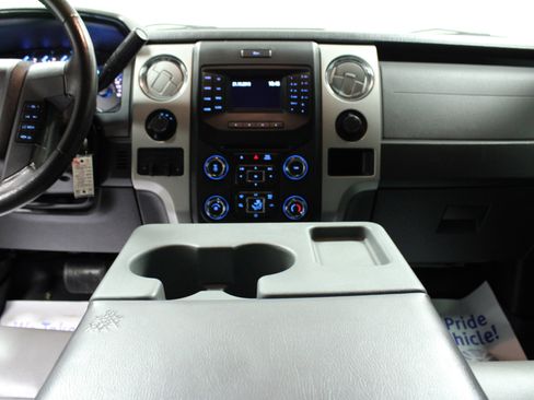 Used 2014 Ford F150 XLT w/ Equipment Group 302A Luxury AWD/4WD image 17