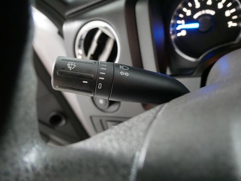 Used 2014 Ford F150 XLT image 32