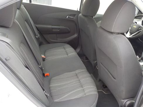 Used 2017 Chevrolet Sonic LT image 10