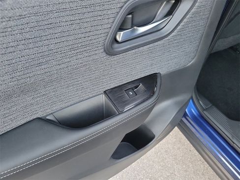 Certified 2022 Nissan Rogue SV image 12