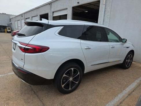 Used 2021 Buick Enclave Essence w/ Sport Touring Edition FWD image 6