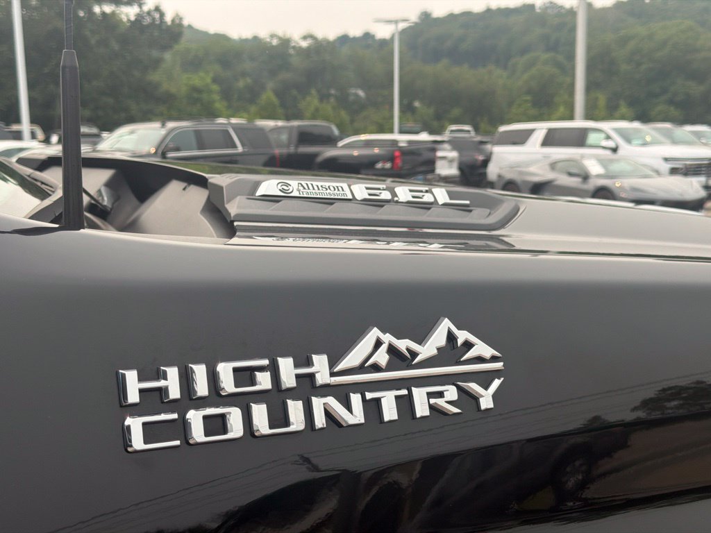 Certified 2024 Chevrolet Silverado 2500 High Country w/ Z71 Off-Road Package AWD/4WD image 16