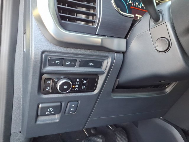 Used 2023 Ford F150 Lariat w/ Equipment Group 502A High AWD/4WD image 30