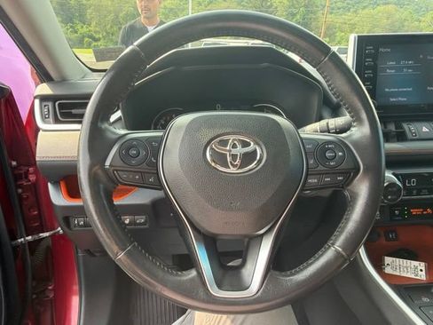 Used 2019 Toyota RAV4 Adventure w/ Cold Weather Package AWD/4WD image 11