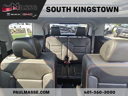Used 2023 GMC Acadia AT4 w/ Technology Package AWD/4WD image 18