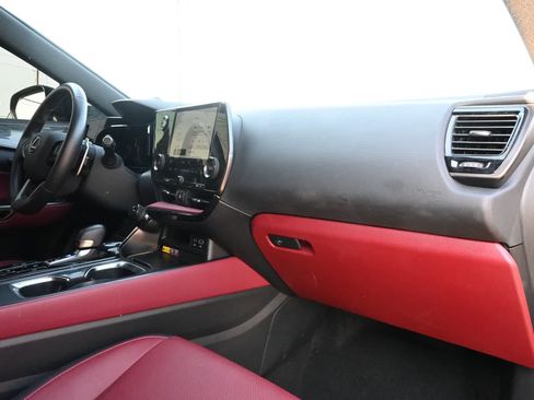 Used 2024 Lexus NX 250 FWD image 22