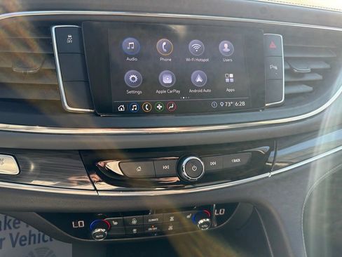 Used 2021 Buick Enclave Essence FWD image 25