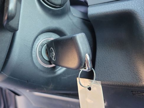 Used 2024 Toyota Camry SE image 28