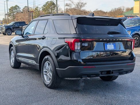 New 2026 Ford Explorer Active image 13