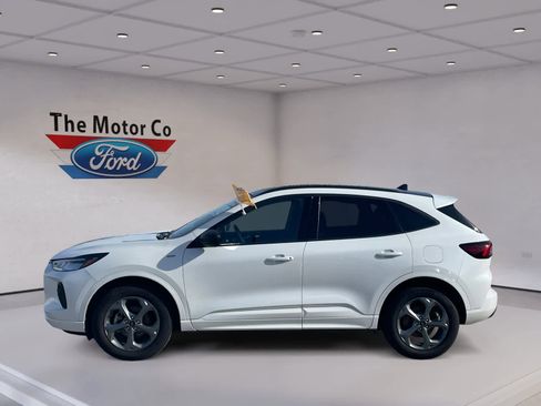 Certified 2023 Ford Escape ST-Line w/ Tech Pack #1 image 8