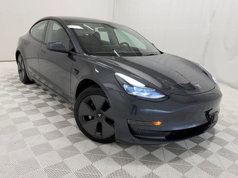 Used 2022 Tesla Model 3 image 2