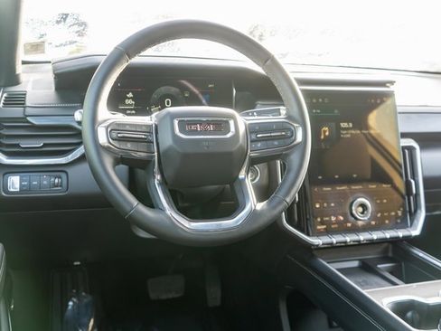 Used 2025 GMC Acadia Elevation w/ LPO, Floor Liner Package image 15