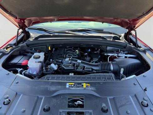 Used 2023 Jeep Grand Cherokee L Limited w/ Luxury Tech Group II image 9