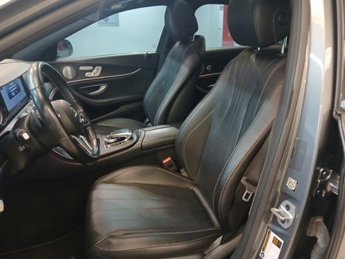 Used 2019 Mercedes-Benz E 300 4MATIC w/ Premium 1 Package image 7