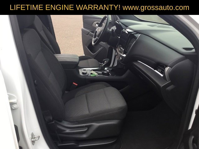 Used 2024 Chevrolet Traverse LT w/ Rear Camera Mirror Package AWD/4WD image 36