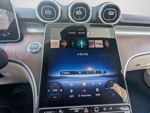 Used 2025 Mercedes-Benz C 300 Sedan image 9