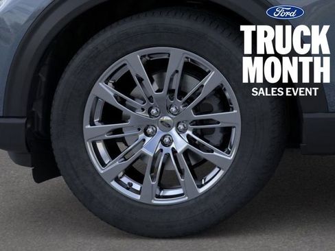 New 2026 Ford Explorer Active w/ Active Comfort Package image 17