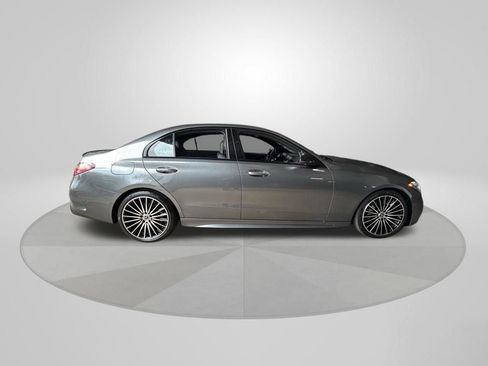 Used 2025 Mercedes-Benz C 300 4MATIC Sedan image 9