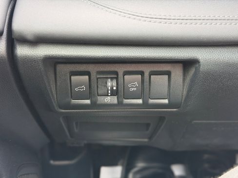 Used 2022 Subaru Outback Limited w/ Popular Package #2 image 6