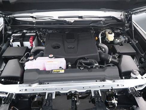 New 2026 Toyota Tundra SR5 w/ SR5 Premium Package RWD image 17