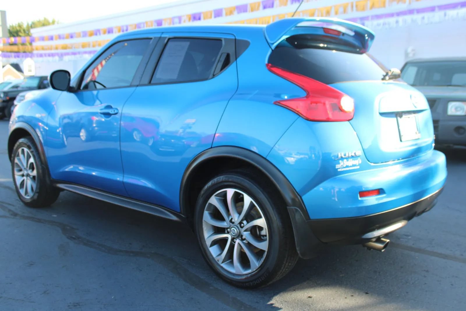 Used 2011 Nissan Juke SL w/ Sport Pkg AWD/4WD image 3