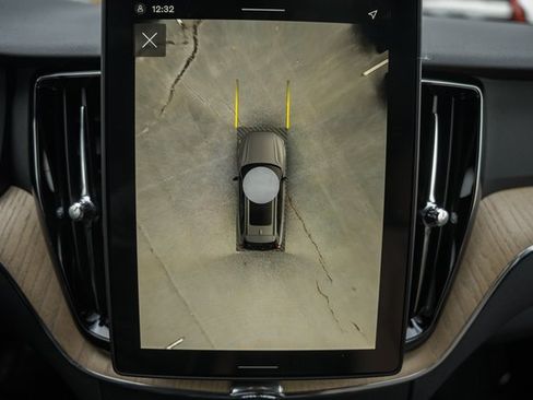 New 2026 Volvo XC60 B5 Plus w/ Protection Package Premier image 45