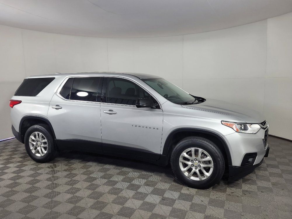 Used 2020 Chevrolet Traverse LS FWD image 11
