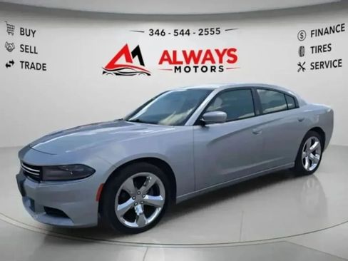 Used 2015 Dodge Charger SE w/ Popular Equipment Group RWD image 1
