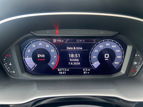 Used 2020 Audi Q3 2.0T Premium Plus w/ Premium Plus Package AWD/4WD image 17